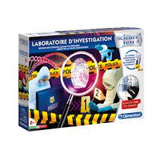 Le coffret Laboratoire d’Investigation présente divers outils scientifiques adaptés aux enfants : tubes, loupes, fiches d’expériences et accessoires permettant de mener des analyses et petites enquêtes scientifiques.