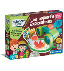 Une mallette avec tous les accessoires nécessaires pour faire découvrir à l’enfant l’observation de la nature. Le jeu contient : des jumelles d’observation des oiseaux, un observatoire à insectes, des moules en plâtre pour reproduire des empreintes d’animaux et des cartes avec des informations sur la nature. https://etoilejouet.ma/wp-content/uploads/2024/08/les-apprentis-explorateurs-clementoni.jpg