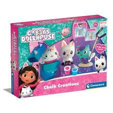 Le kit de créations comprend tout ce dont les enfants ont besoin pour commencer à créer, y compris des moules en plâtre pour créer les personnages de Gabby et de sa maison magique. Une fois que les créations en plâtre sont sèches, elles peuvent être peintes et décorées pour leur donner vie. Faites entrer la magie de Gabby et la maison magique dans votre maison avec ce kit de créations en plâtre. https://etoilejouet.ma/wp-content/uploads/2024/12/gabby-et-la-maison-magique-etoile-jouet.jpg