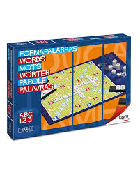 Jeu éducatif FormaPalabras Cayro avec lettres et cartes pour former des mots.