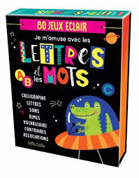 Cahier éducatif enfant pour apprendre les lettres et former des mots avec des illustrations colorées.