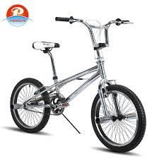 BMX 20 pouces enfant avec cadre en acier et design sportif
