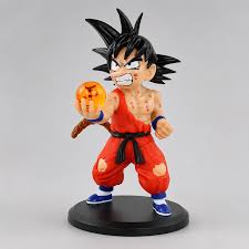 Figurine Goku Dragon Ball avec Boule de Cristal pour collection manga et décoration anime.